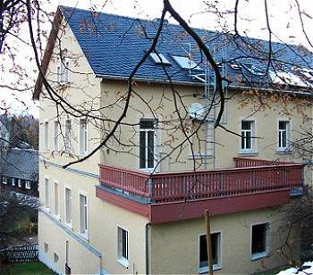 Intensivpädagogische Mädchen-WG Bärenstein